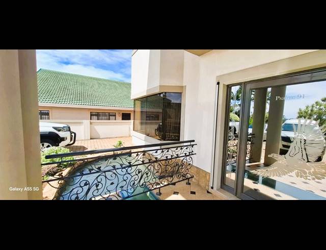 5 BEDROOM HOUSE FOR SALE IN MOUNT EDGECOMBE